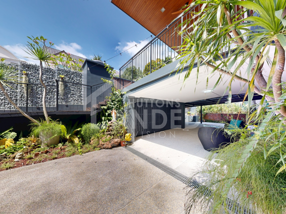 Listing Cover Photo